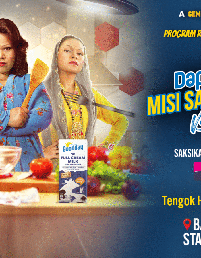 Episod pertama kali ini, Che Ton berganding dengan Inspektor Sani, Zizan Razak untuk memasak nasi putih, ikan tenggiri masak cuka, kalian ikan masin manakala Sarimah & Tuyah pula memasak bread butter pudding. Adakah Zizan Razak mampu menyaingi skil memasak Che Ton di dapur? Bread Butter Pudding Sarimah & Tuyah tu sedap ke? 📺 Saksikan Dapur Goodday: Misi Sarimah & Tuyah VS Che Ton 🗓️ Setiap hari sepanjang Ramadan ⏰ 5:30 petang dapur goodday